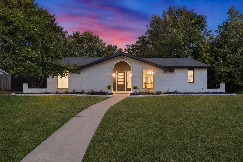 12731 High Meadow Drive, Dallas, TX 75244 — photo 2