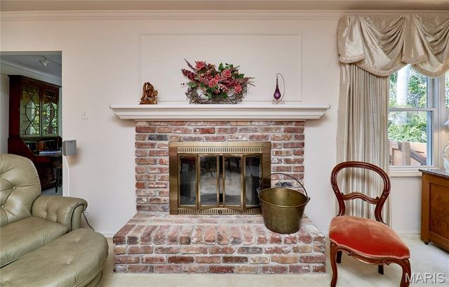 1503 Walpole Drive, Chesterfield, MO 63017