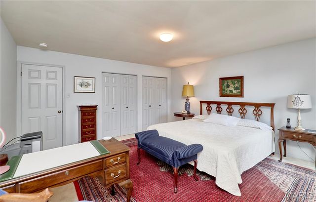 1503 Walpole Drive, Chesterfield, MO 63017