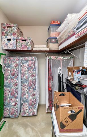 1503 Walpole Drive, Chesterfield, MO 63017