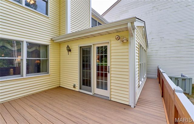 1503 Walpole Drive, Chesterfield, MO 63017