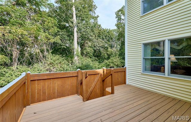 1503 Walpole Drive, Chesterfield, MO 63017