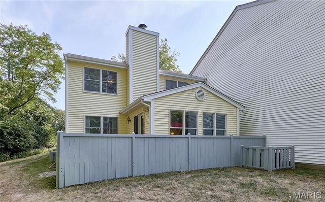 1503 Walpole Drive, Chesterfield, MO 63017