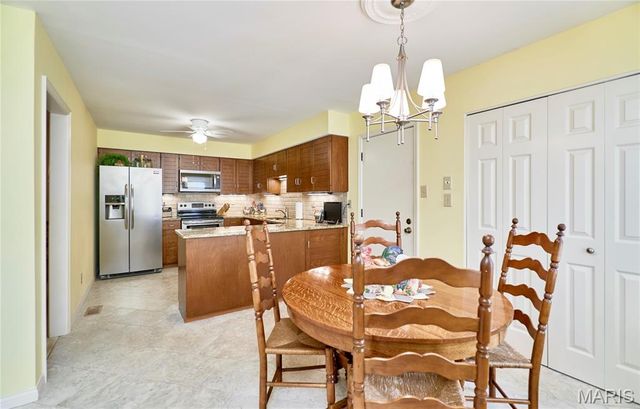 1503 Walpole Drive, Chesterfield, MO 63017