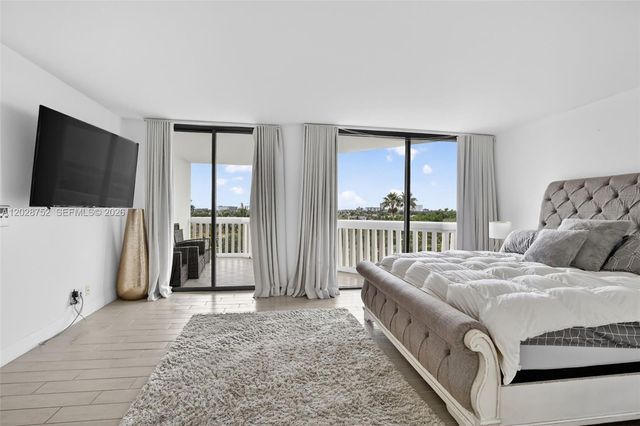 1000 Island Boulevard 503, Aventura, FL 33160