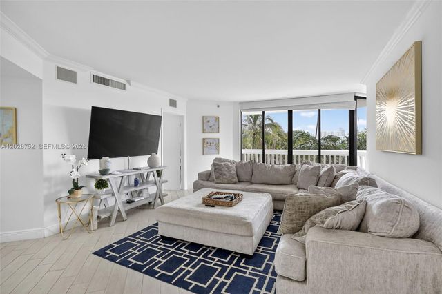 1000 Island Boulevard 503, Aventura, FL 33160