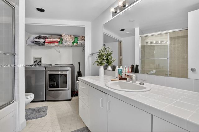 1000 Island Boulevard 503, Aventura, FL 33160
