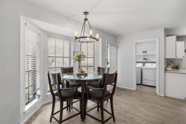 819 Rolling Run Court, Houston, TX 77062