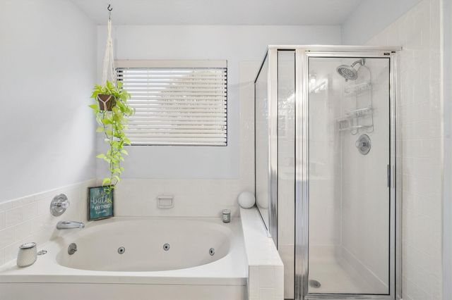 819 Rolling Run Court, Houston, TX 77062