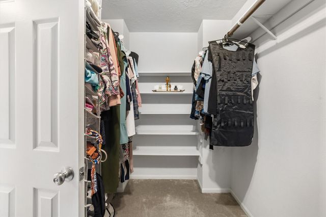 819 Rolling Run Court, Houston, TX 77062