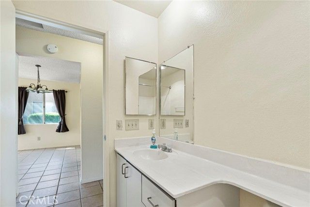 1700 E Avenue Q14 # 8, Palmdale, CA 93550