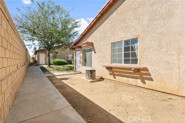 1700 E Avenue Q14 # 8, Palmdale, CA 93550