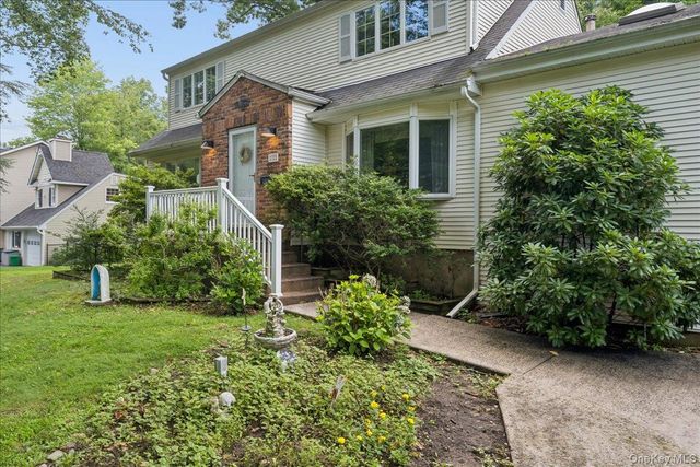 32 Carolina Drive, New City, NY 10956