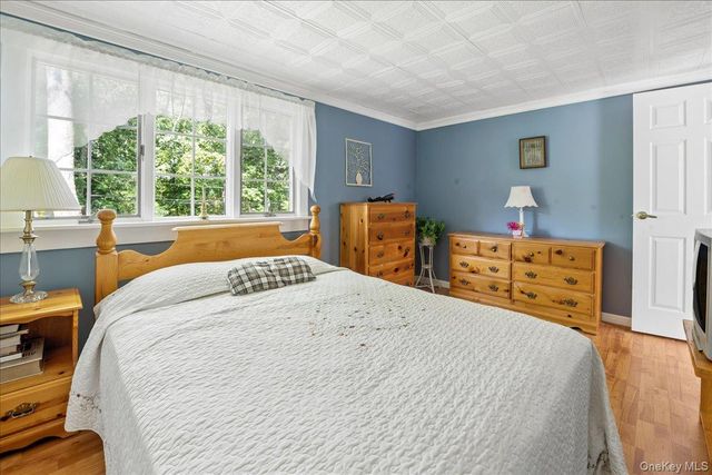 32 Carolina Drive, New City, NY 10956