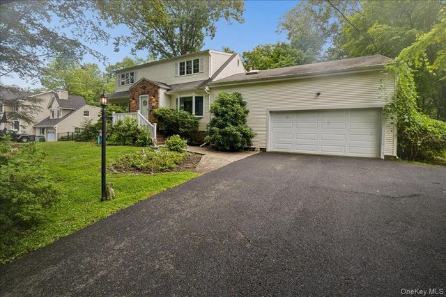 32 Carolina Drive, New City, NY 10956