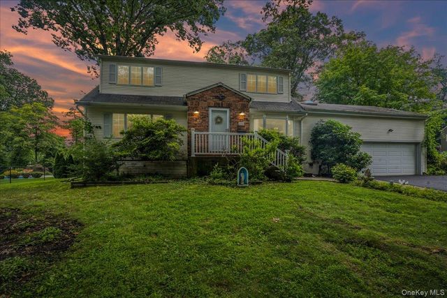32 Carolina Drive, New City, NY 10956