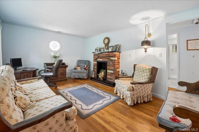 32 Carolina Drive, New City, NY 10956