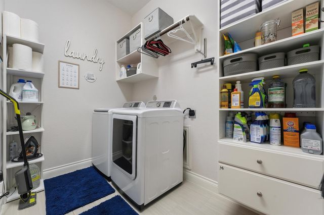 19219 Yellow Chestnut Lane, New Caney, TX 77357