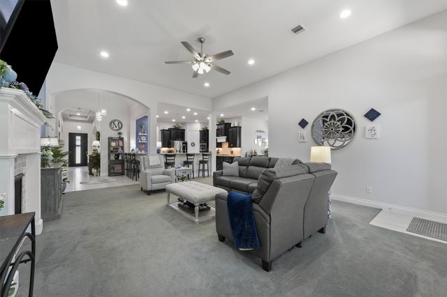 19219 Yellow Chestnut Lane, New Caney, TX 77357