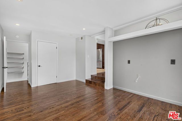 1727 Delaware Avenue, Santa Monica, CA 90404