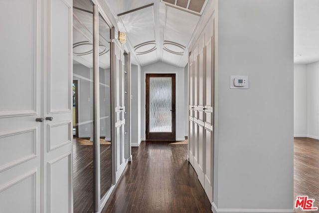 1727 Delaware Avenue, Santa Monica, CA 90404