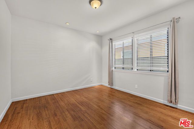 1727 Delaware Avenue, Santa Monica, CA 90404