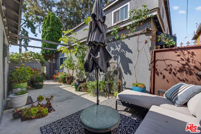 1727 Delaware Avenue, Santa Monica, CA 90404