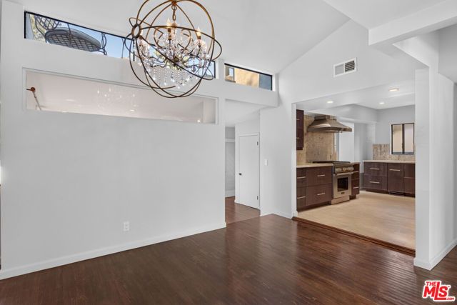 1727 Delaware Avenue, Santa Monica, CA 90404