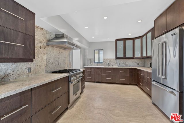 1727 Delaware Avenue, Santa Monica, CA 90404