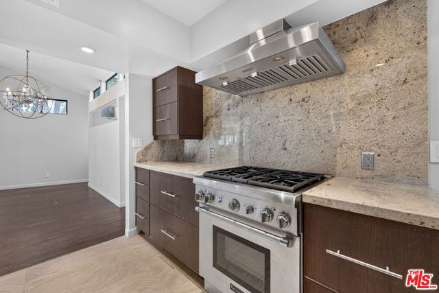 1727 Delaware Avenue, Santa Monica, CA 90404