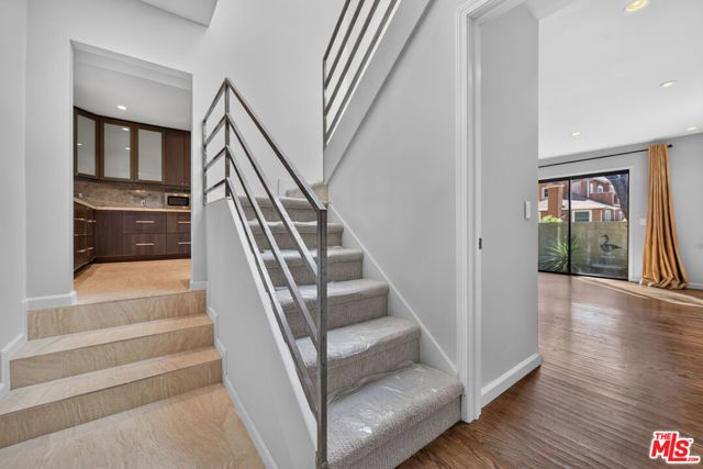 1727 Delaware Avenue, Santa Monica, CA 90404