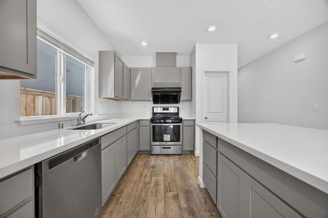 655 Jefferson St, Lincoln, CA 95648