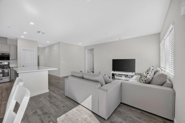 655 Jefferson St, Lincoln, CA 95648