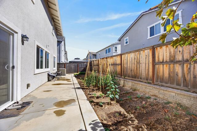 655 Jefferson St, Lincoln, CA 95648