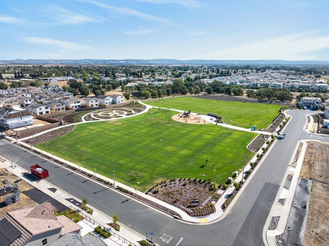 655 Jefferson St, Lincoln, CA 95648
