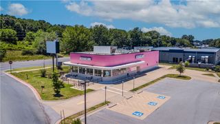 4280 W Martin Luther King Jr Boulevard, Fayetteville, AR 72704