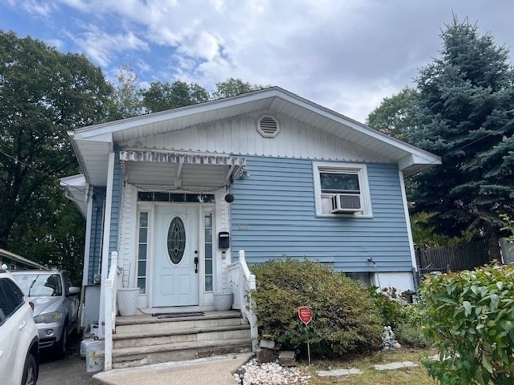 100 Itasca Street, Boston, MA 02126