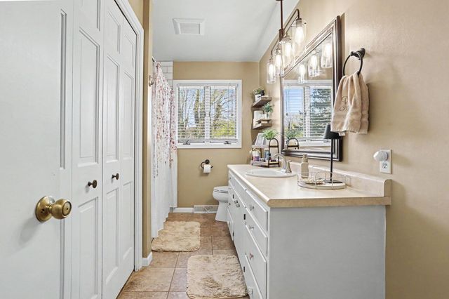5225 Lands End Drive, Cooper Twp, MI 49009
