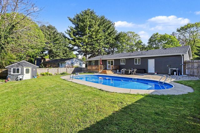5225 Lands End Drive, Cooper Twp, MI 49009