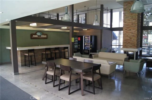 5585 E Pacific Coast HWY 125, Long Beach, CA 90804