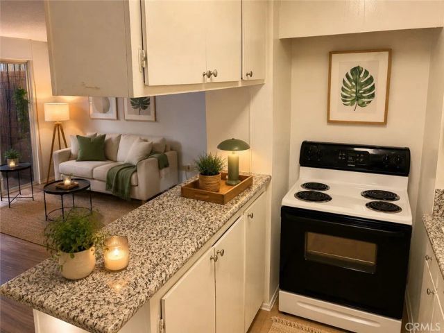 5585 E Pacific Coast HWY 125, Long Beach, CA 90804