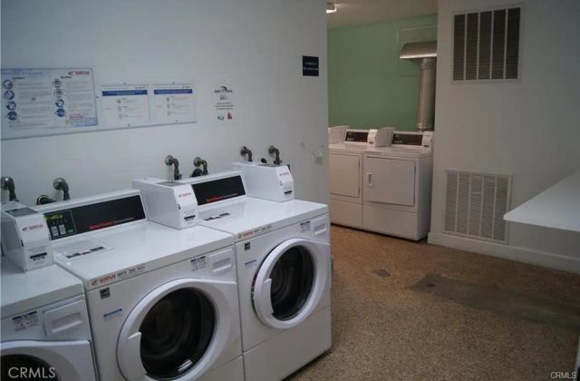 5585 E Pacific Coast HWY 125, Long Beach, CA 90804