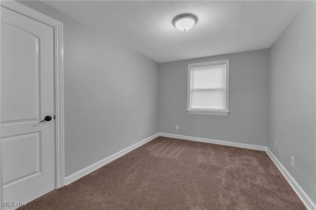 627 Poland Avenue, Struthers, OH 44471