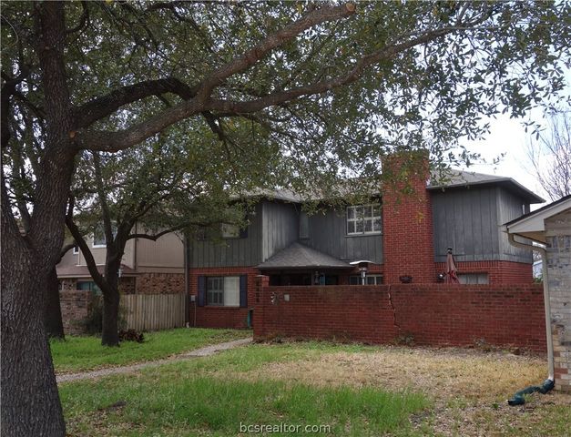 2905 Broadmoor Drive, Bryan, TX 77802