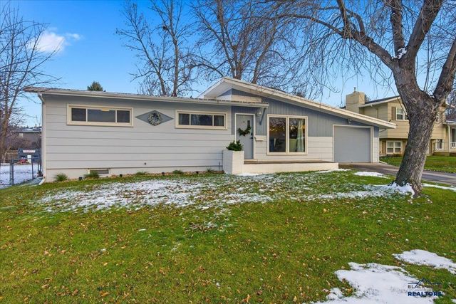 2322 LOCKWOOD DR, Rapid City, SD 57702