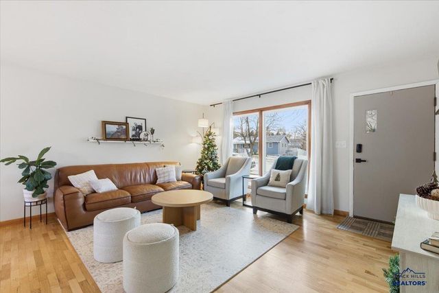 2322 LOCKWOOD DR, Rapid City, SD 57702