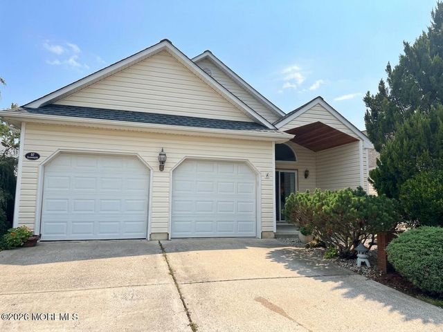 57 Summerhill Drive, Manahawkin, NJ 08050