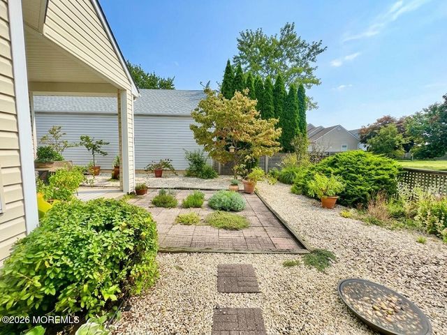 57 Summerhill Drive, Manahawkin, NJ 08050
