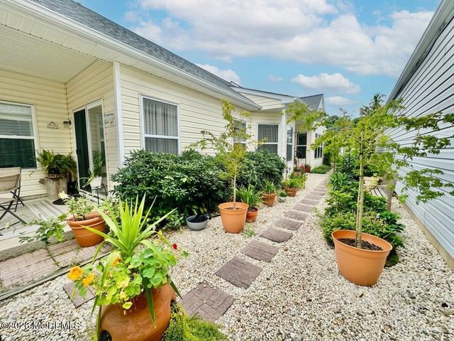 57 Summerhill Drive, Manahawkin, NJ 08050