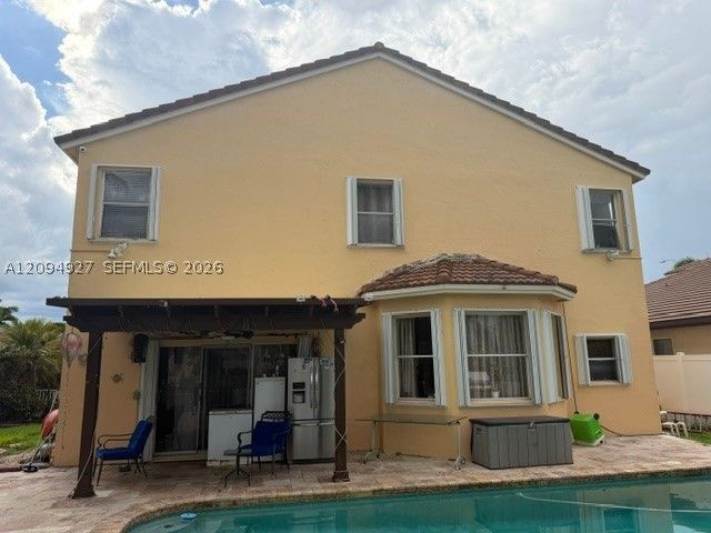 1021 NW 185th Ave, Pembroke Pines, FL 33029